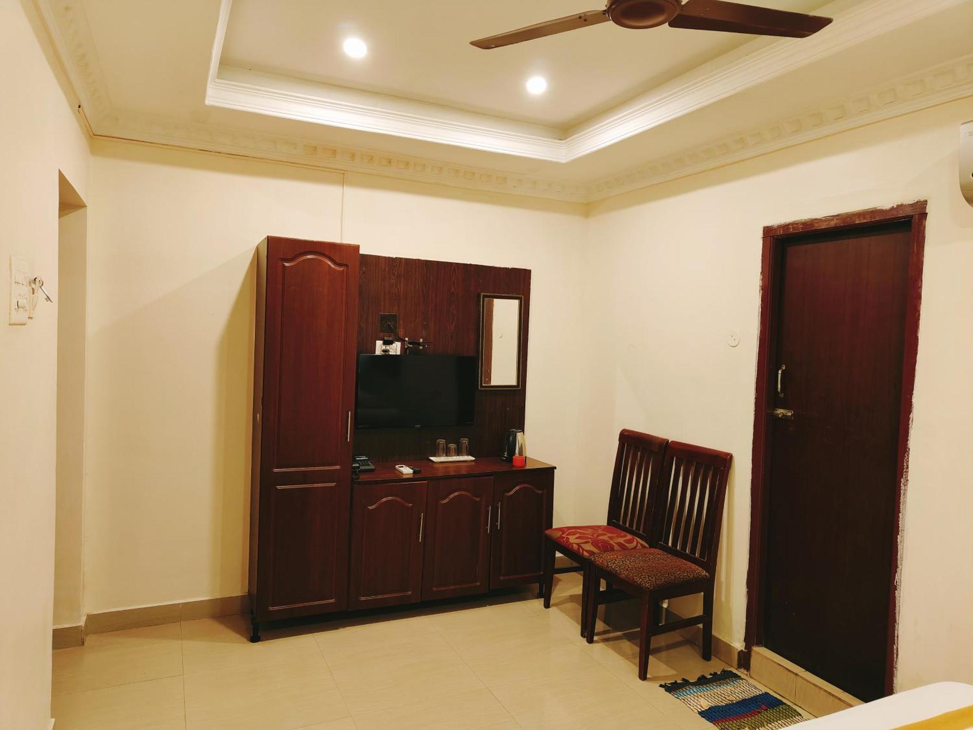 Hotel Harish Rāmeswaram Buitenkant foto